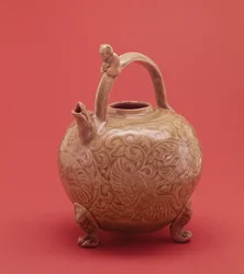 Ewer, 1000- eller 1100-talet (keramik)